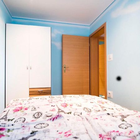 Guesthouse Prenocisca Sirec พทุย ภายนอก รูปภาพ