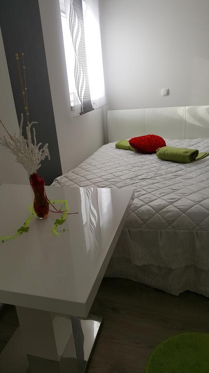 Guesthouse Prenocisca Sirec พทุย ภายนอก รูปภาพ